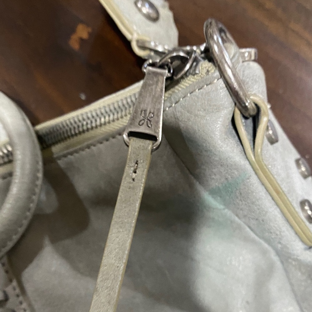 HOBO Large Shelia Silver Gray Women's Shoulder Bag - Picture 11 of 16